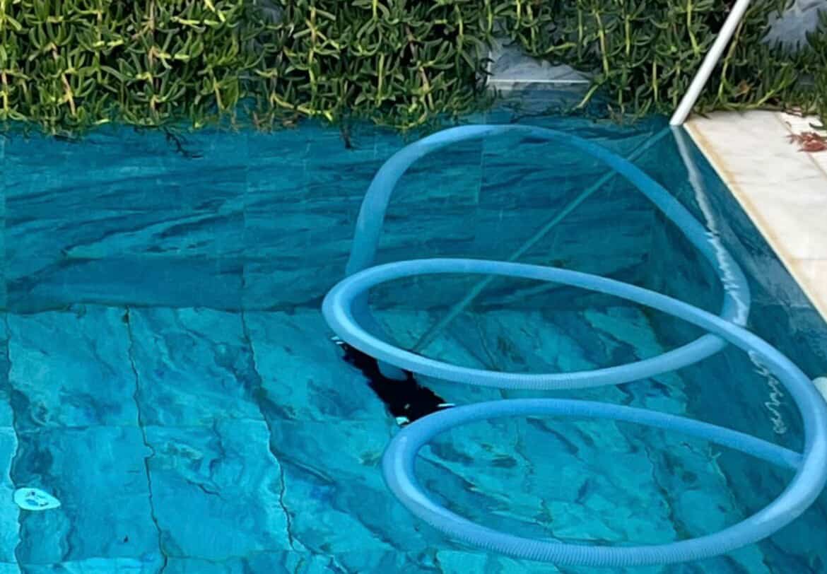 PROFESYONEL PERİYODİK HAVUZ BAKIM